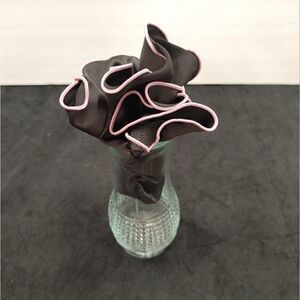MEN'S ROUND HANKY POCKET SQUARE.
